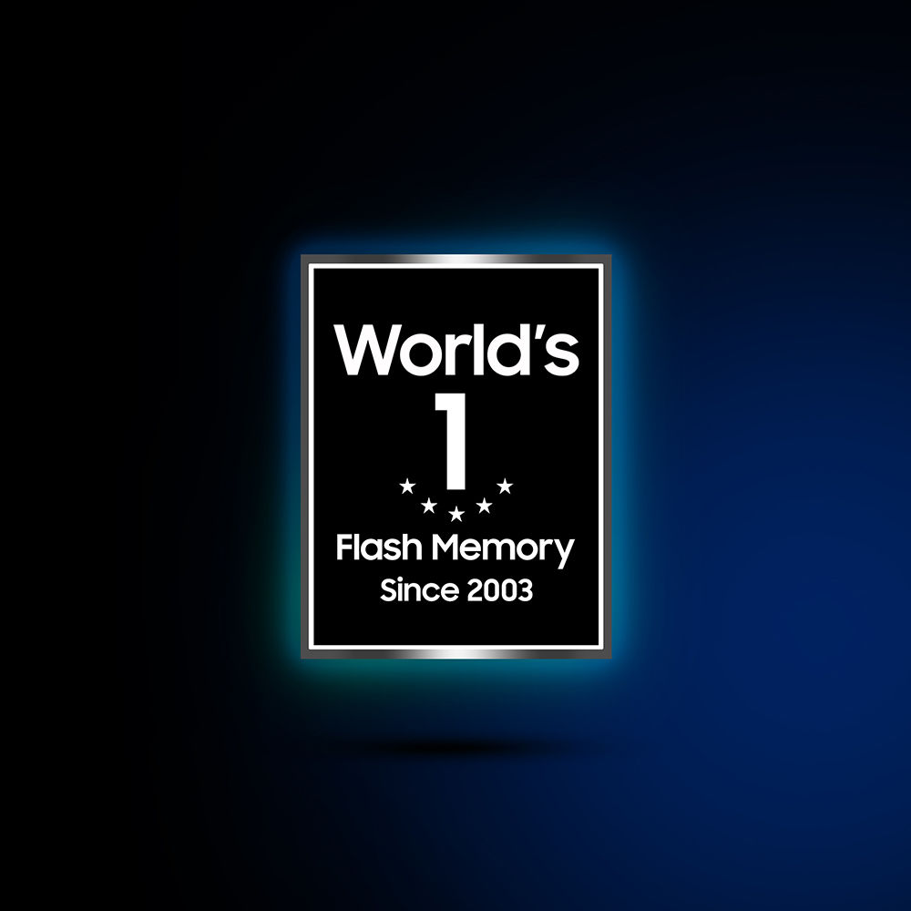 MO_07_T7-Black_Silver_Worlds-No1-Flash-memory